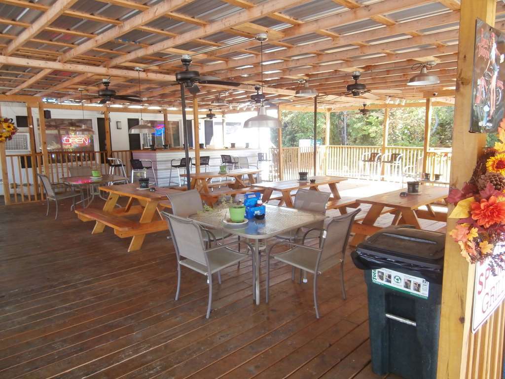 Country Hearth Inn & Suites Cartersville Restoran gambar